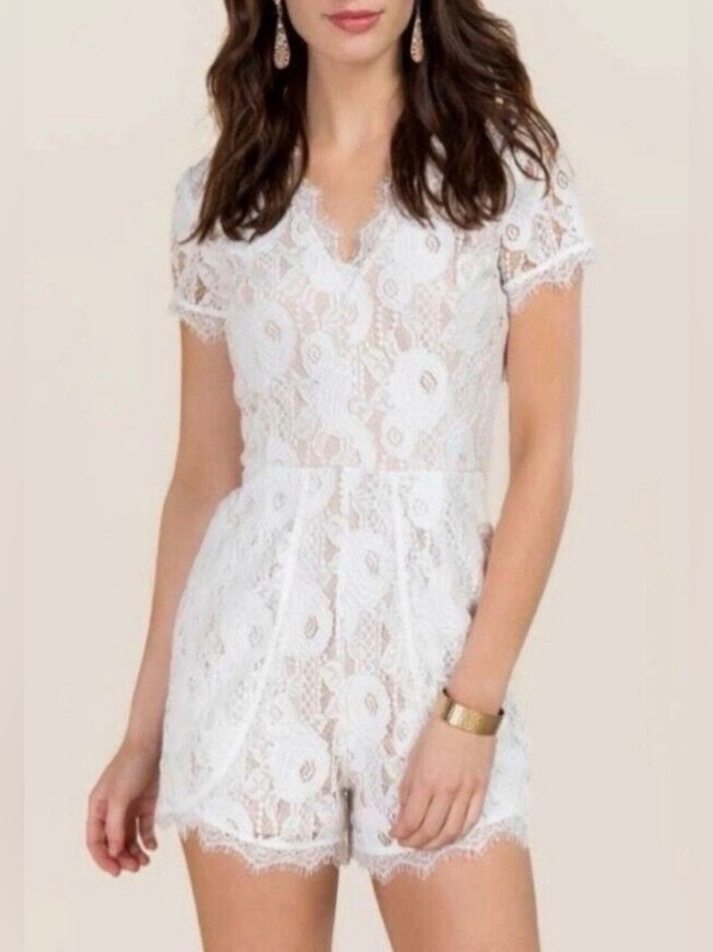 Francesca's Women's Ivory Cream Lace Short Sleeve Romper Size Medium - C27-102